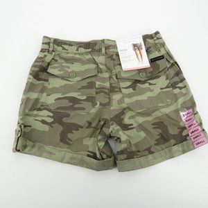 Social Standard by Sanctuary Women's Hero Utility Camo Shorts Small NWT